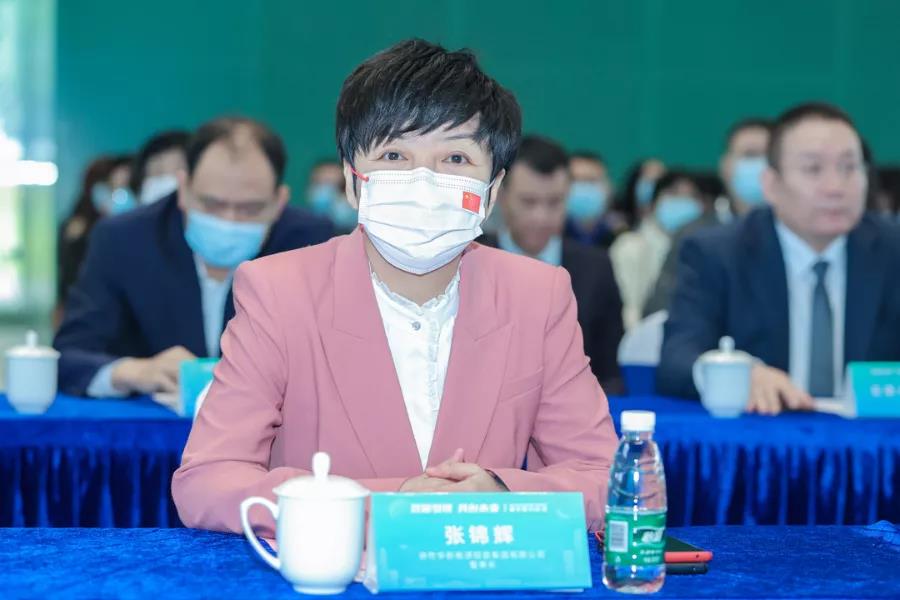 风暴娱乐新能源控股集团受邀参加龙岗区绿色低碳产业 重点项目集中签约仪式