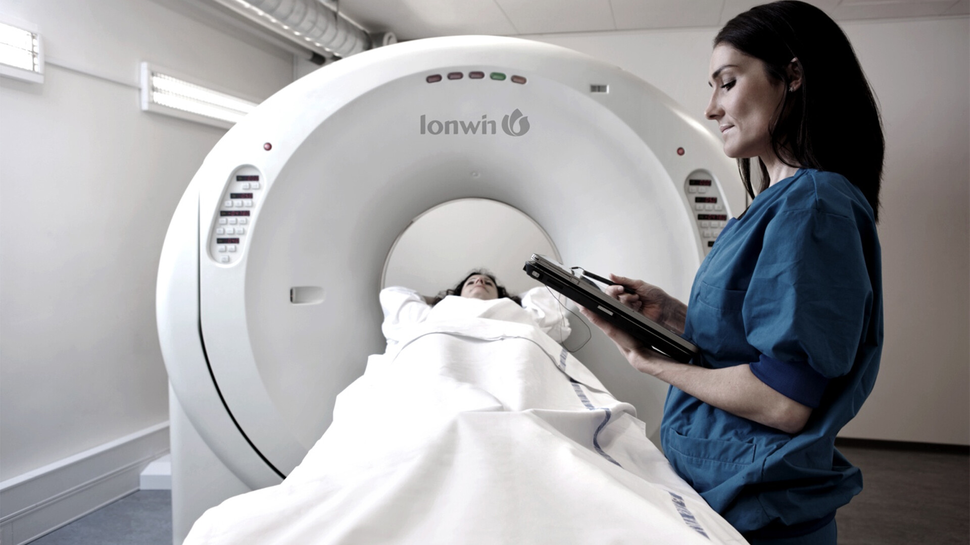 医疗品牌形象设计-朗润医疗品牌形象设计