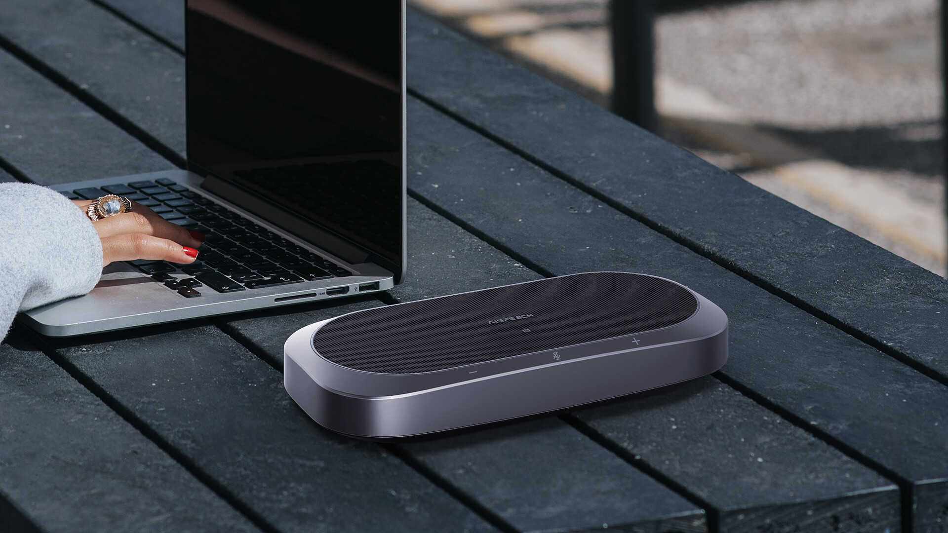 会议麦克风设计-企业会议麦克风设计-思必驰会议麦克风